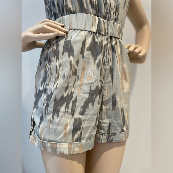 A/X ARMANI EXCHANGE | Patterned Romper Size P0/ Petite 0 - Picture 10 of 15
